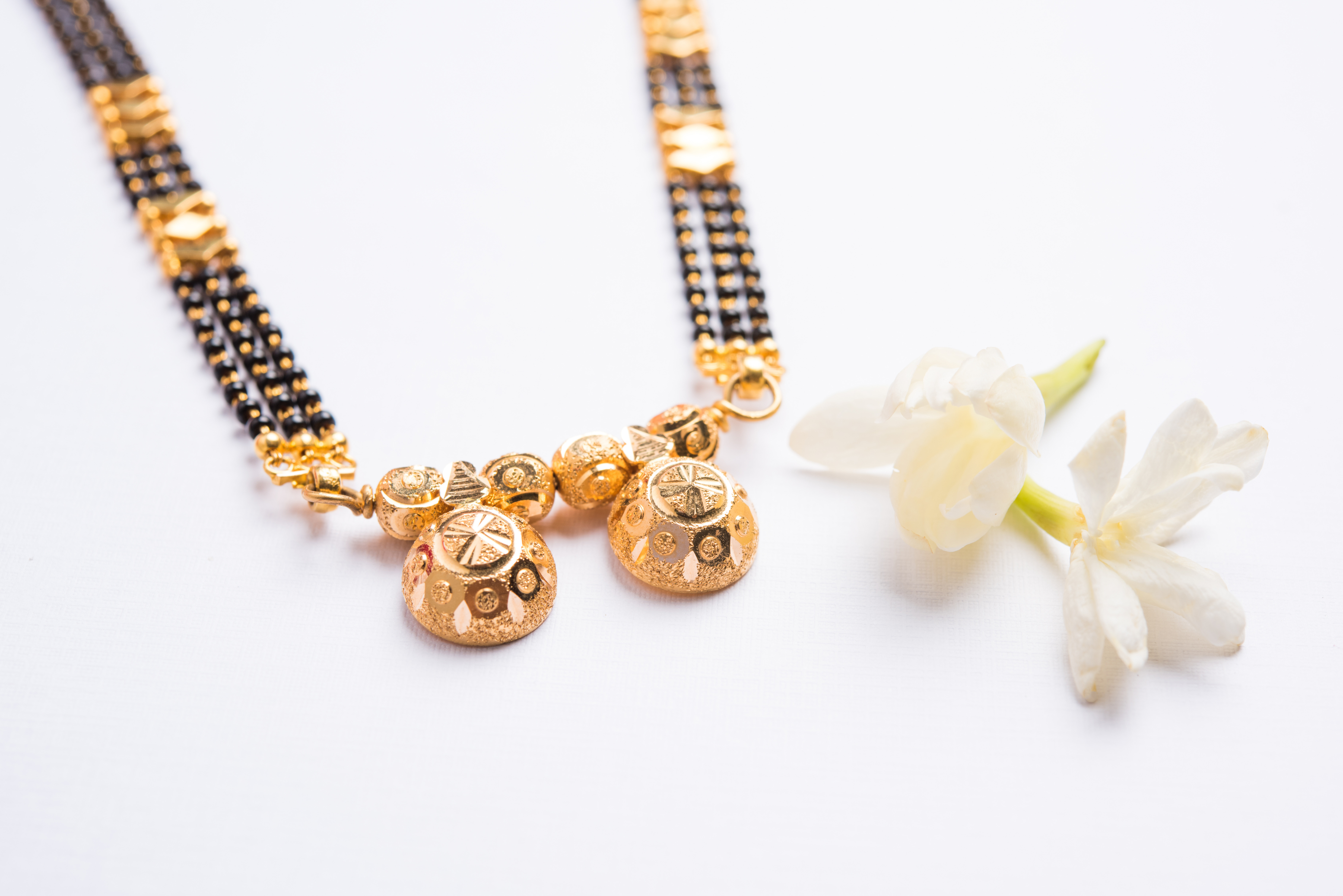 Shringar House of Mangalsutra shares to hit Dalal Street tomorrow: What to expect?